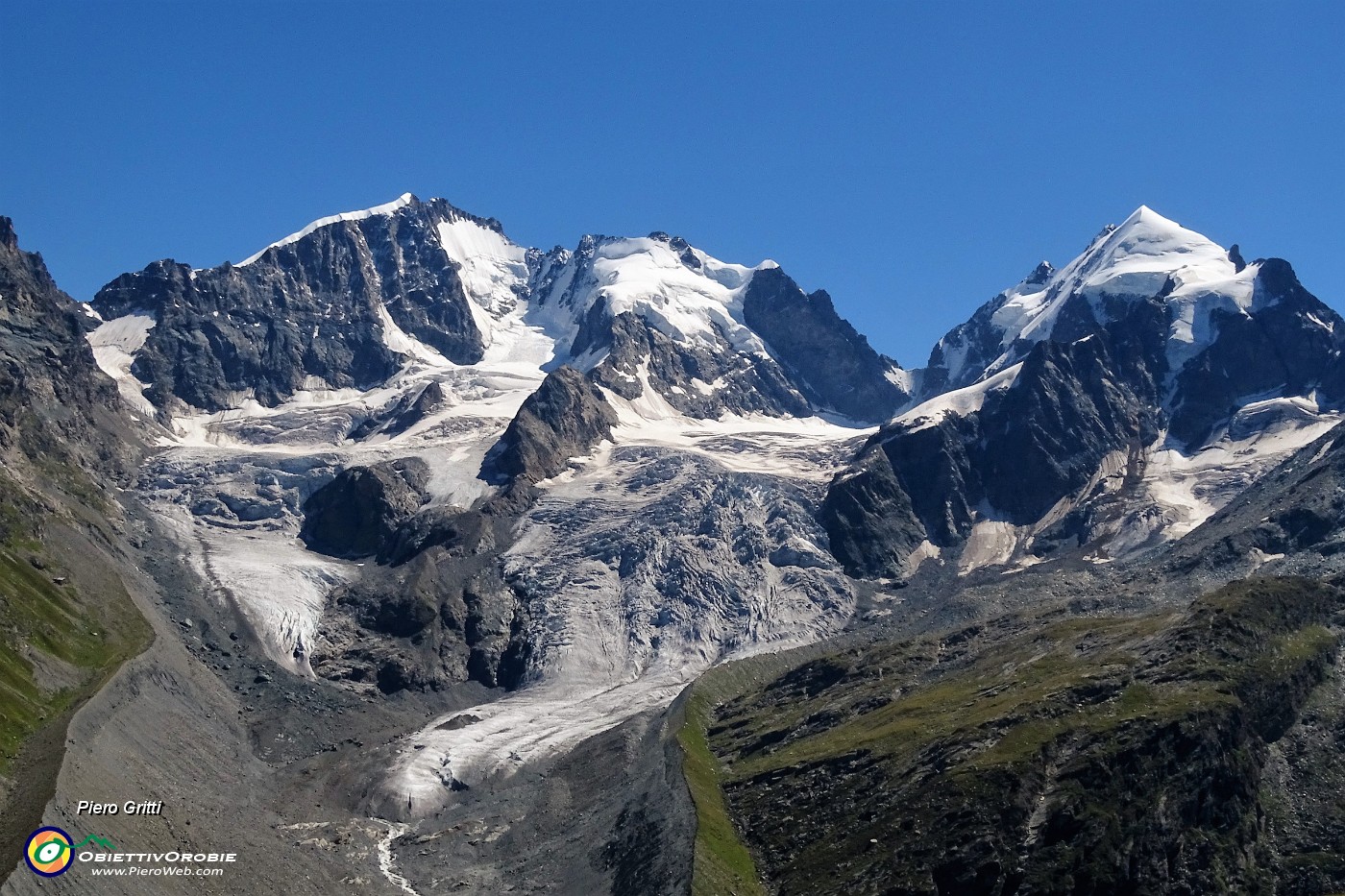 32 Da sx Piz Bernina, Scersen, Roseg e ghiacciaio di Tschierva.JPG